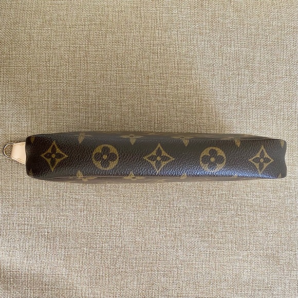 Louis Vuitton Pochette Accessories Bundle - Picture 8 of 14